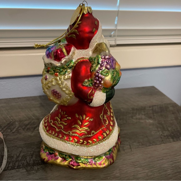 Large Glass Christmas Fitz and Floyd
Santa Claus Ornament Glitter 9" Tall
EUC - Picture 4 of 10